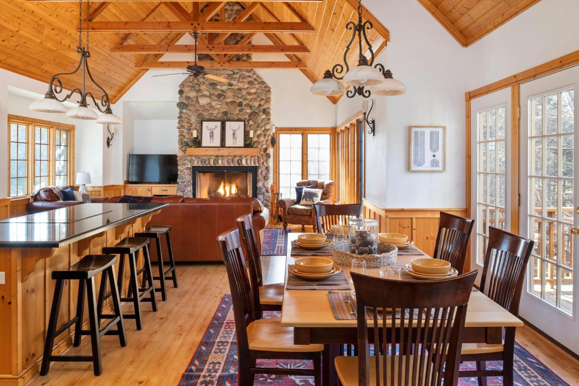 The Lodge, 'North Woods' Style, Boutique Galena Getaway! Eksteriør billede